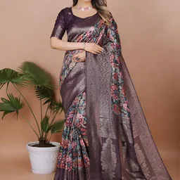 VASTRAAVEDAA Floral Woven Design Zari Banarasi Saree-picture-19