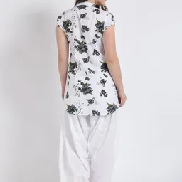 Mytrendzs Floral Printed Pure Cotton Kurti image 3