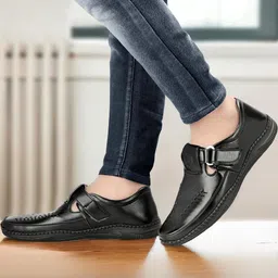 Arics Men Black Sandals-picture-19