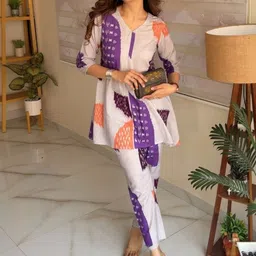 FFI Printed V-Neck Tunic With Trousers Co-Ords image 4