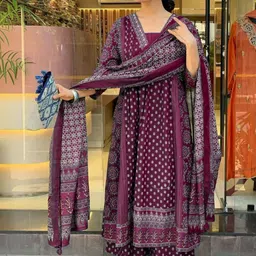 JAINICA Women Floral Printed Regular Kurta with Trousers & With Dupatta-picture-22