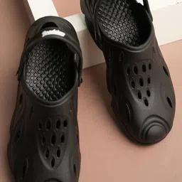 Roadster Men Self Design Rubber Clogs-image-13