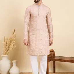 House of Pataudi Geometric Embroidered Sequinned Mandarin Collar Chanderi Silk Kurta-image-41
