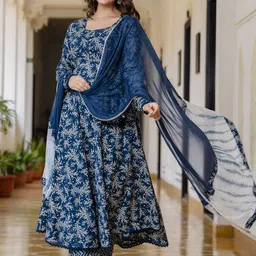 Anouk Women Floral Printed Empire Aari Work Pure Cotton Kurta with Pyjamas & With Dupatta-picture-29