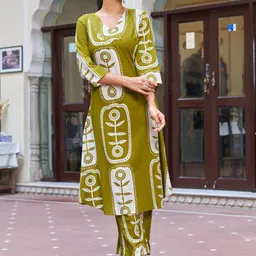 Kaftanize Floral Printed V-Neck A-Line Kurta With Palazzo-picture-28