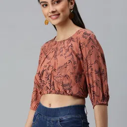 SHOWOFFFF Tropical Print Tropical Crepe Crop Top image 4