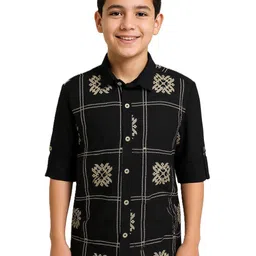 CHARCHIT Boys Comfort Geometric Embroidered Spread Collar Casual Shirt-picture-52
