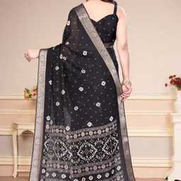 billorani Printed Bandhani Silk Blend Saree image 3