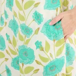 Indo Era Women Floral Printed Regular Kurta with Trousers image 5