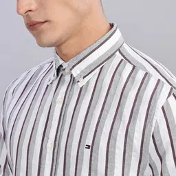 Tommy Hilfiger Men Opaque Striped Casual Shirt image 2
