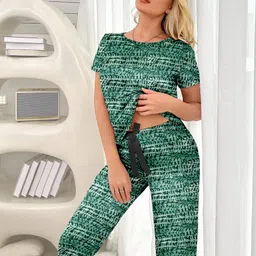 mishitasales Women Night Suit Set Green Printed image 4