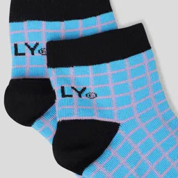 ONLY Women onlOEX GEO Pack Of 3 Checked Ankle Length Socks image 3