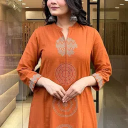 Fabinn Women Ethnic Motifs Embroidered Regular Thread Work Kurta with Trousers & With Dupatta image 4
