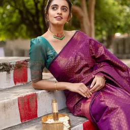 BerMondsey Woven Design Zari Banarasi Saree image 4