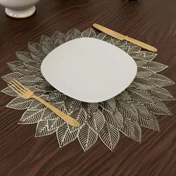 Aura Gold-Toned 6 Pieces Self-Design Leather Round Shaped Table Placemats image 4