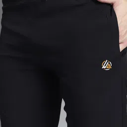 WELL QUALITY Men Mid-Rise Trackpants image 4