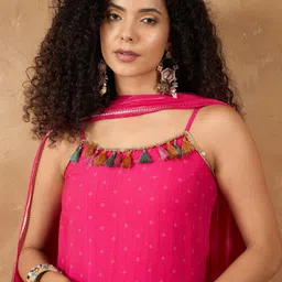 Varanga Floral Printed Straight Kurta With Trousers & Dupatta image 5