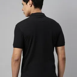 Joven Men Solid Polo Collar Cotton T-shirt image 4