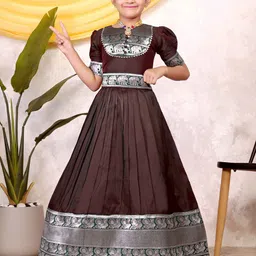 Calendar Art Girls Ethnic Motifs Printed Round Neck Satin Maxi Dress-picture-13