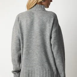 Happiness istanbul Women Turtle Neck Drop-Shoulder Sleeves Pullover image 3