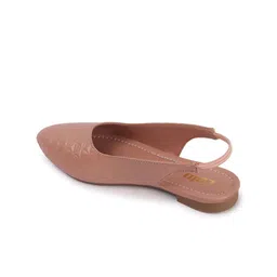 Colo Women Textured Pointed Toe Mules image 4