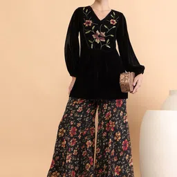 Antheaa Embroidered V-Neck Velvet Tunic With Palazzos image 5