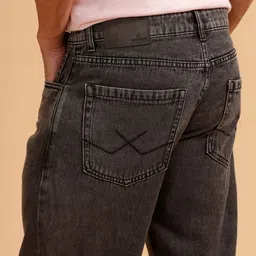 WROGN Men Comfort Relaxed Fit Mid-Rise Light Fade Jeans image 3