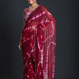 A.V.M Prints Printed Tie and Dye Sequinned Art Silk Maheshwari Saree image 2