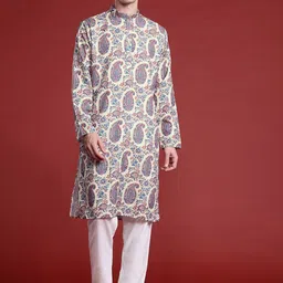 MANQ Men Paisley Printed Flared Sleeves Kurta image 1