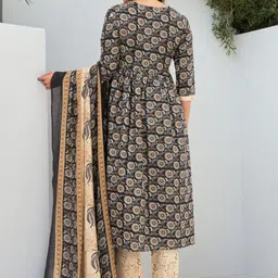 SZN Women Printed Regular Pure Cotton Kurta with Trousers & Dupatta image 2