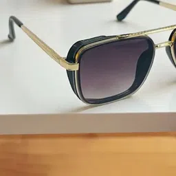 SPADEACES Men Black Lens & Gold-Toned Square Sunglasses with image 3