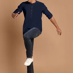 ZBIO Men Thread Work Kurta image 3