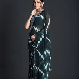 A.V.M Prints Tie and Dye Dyed Maheshwari Saree image 5