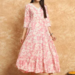 Sa Rasa Women Floral Printed Anarkali Kurta-image-1