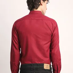 THE BEETEL HOUSE Men Smart Regular Fit Spread Collar Solid Cotton Casual Shirt image 3