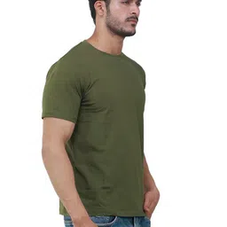 Bonjour Men Pockets T-shirt image 4