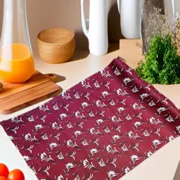 REVEXO Red & White Printed Water-Resistant Shelf Liner-picture-33