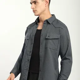 Beyoung Men Spread Collar Geometric Printed Casual Shirt-picture-12