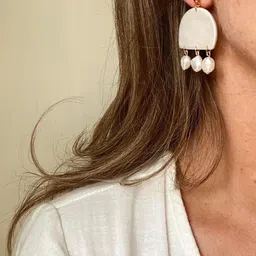 VMA PLAY FASHION Gold Plated Pearls Beaded Contemporary Drop Earrings-picture-28