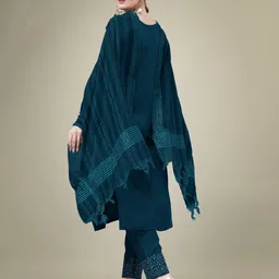 KAYOMMI Floral Embroidered Round Neck Straight Kurta with Trousers & Dupatta image 4