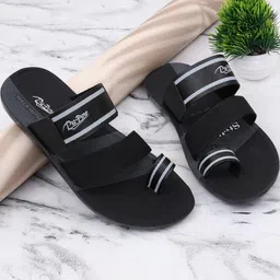 PU-PINE Men Black Casual Solid Flip Flops image 4