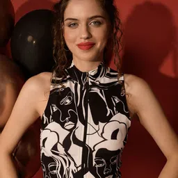 VANGULL Women Abstract Printed Tie-Up Neck Crop Top-image-23