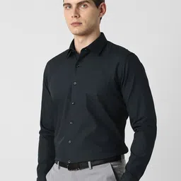 Van Heusen Men Slim Fit Solid Spread Collar Pure Cotton Formal Shirt image 5
