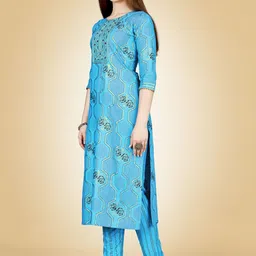 HI FI NX Floral Embroidered Straight Kurta With Churidar image 4