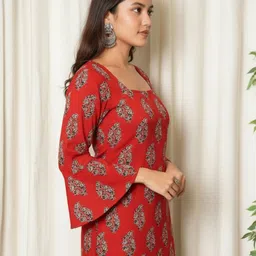 Anni Designer Floral Printed Flared Sleeves Square Neck Straight Kurti image 2