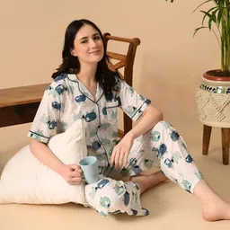 SHREE ARIHANT CREATIONS Women Animal Printed Regular Top with Pyjamas image 2