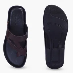 Auserio Men Round Toe Textured Sandals image 3