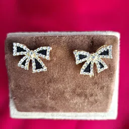 Zhouse Gold-Plated Crystals Studded Contemporary Studs-picture-14