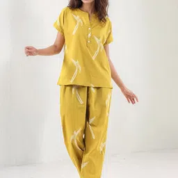 Black Teetar Abstract Printed Mandarin Collar T-shirt With Pyjama-image-6