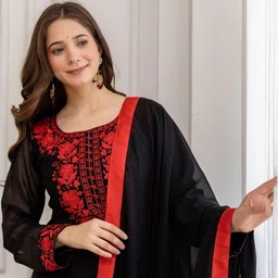 BE IN TEXO FAB Women Ethnic Motifs Embroidered Regular Thread Work Kurta with Trousers & With Dupatta image 3